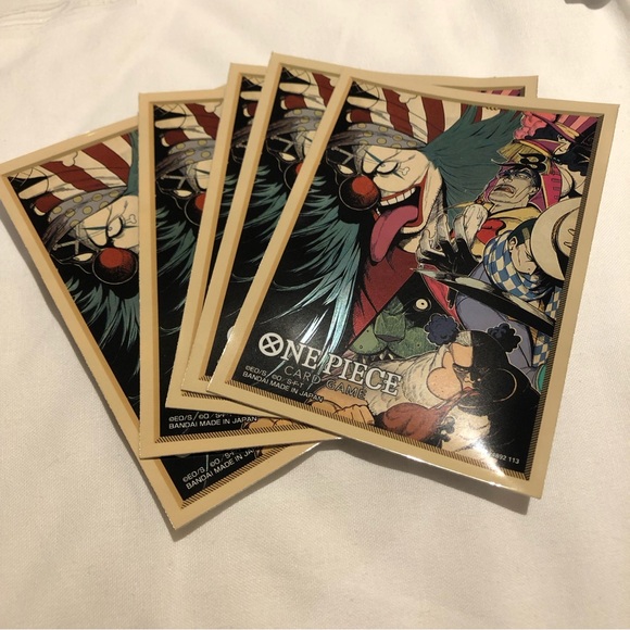 Buggy 10 Sleeves ONE PIECE Card Official Sleeve Bandai - Picture 1 of 2